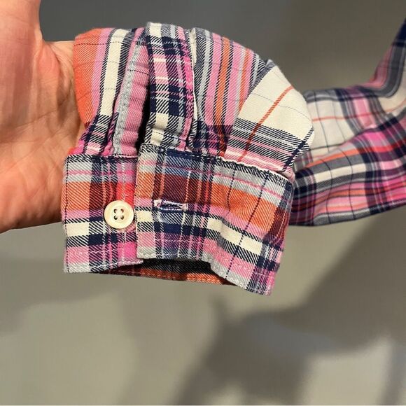 Old Navy button down long sleeve plaid tshirt - Picture 5 of 12